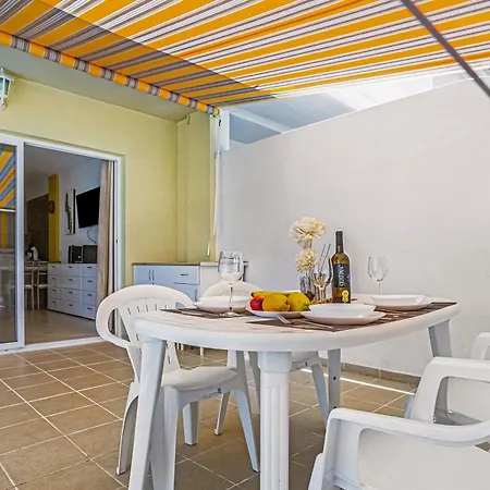 Apartment La Octava Isla